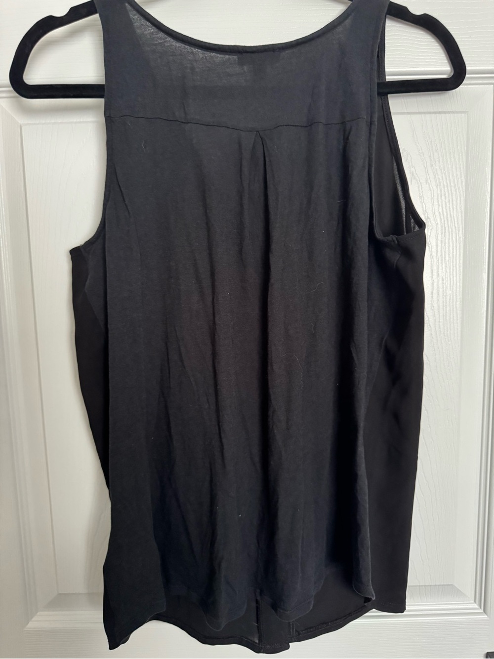 Express Black Sleeveless Button-Front Camisole with Wood-Tone Buttons - Picture 2 of 2